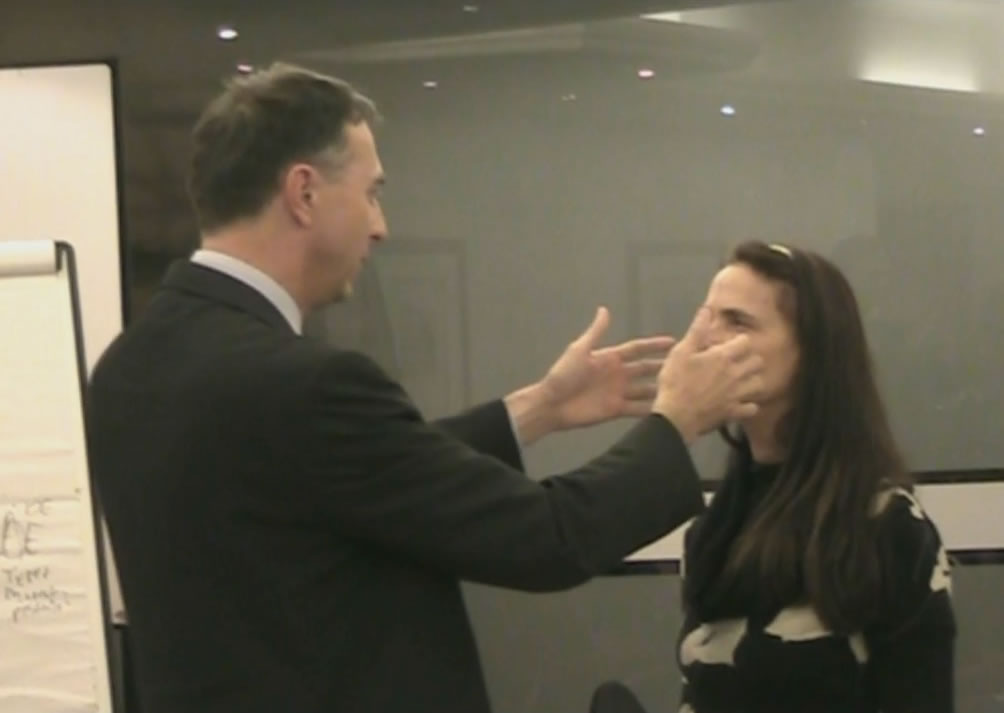 Ipnosi Estetica – Dimostrazione pratica dal vivo